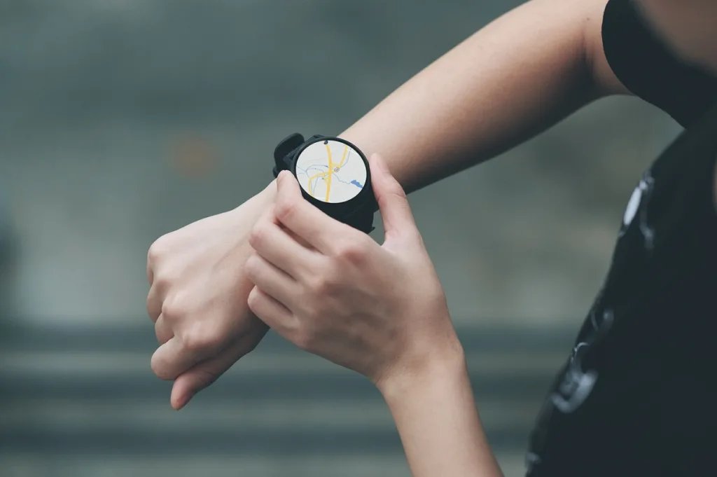 Sensors in Smart Watches and Fitness Trackers: How Do They Work?