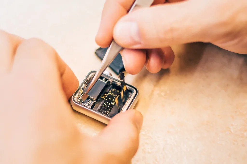 8 Tips of Customize Smart Watch from Suppliers in China